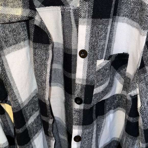 🖤1 Clique Black and Grey Plaid Shacket - Size 1X 🖤 - Picture 3 of 11